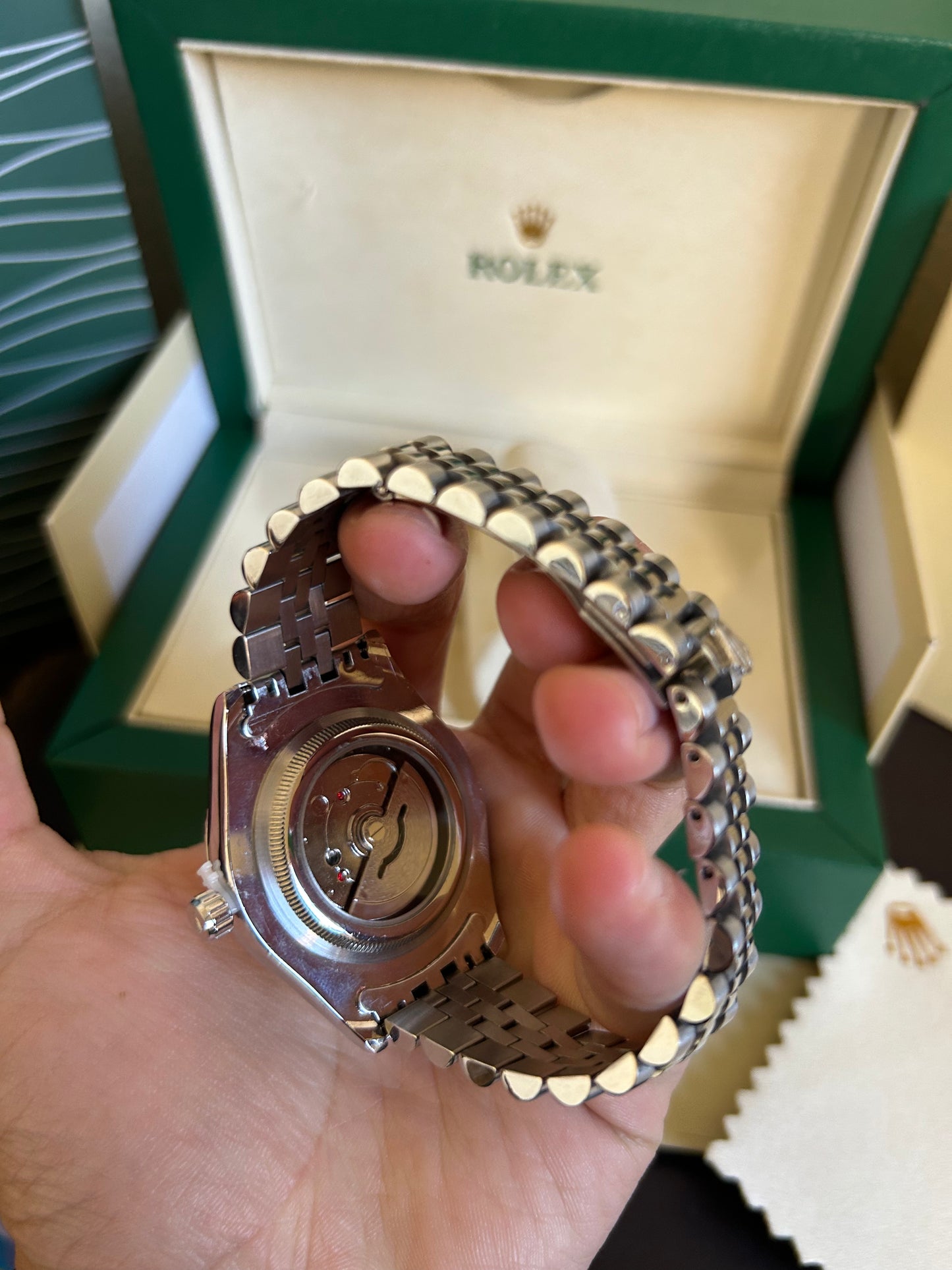 Rolex Datejust Gris – Mvt Auto Motor Transparent Avec Coffre – Homme