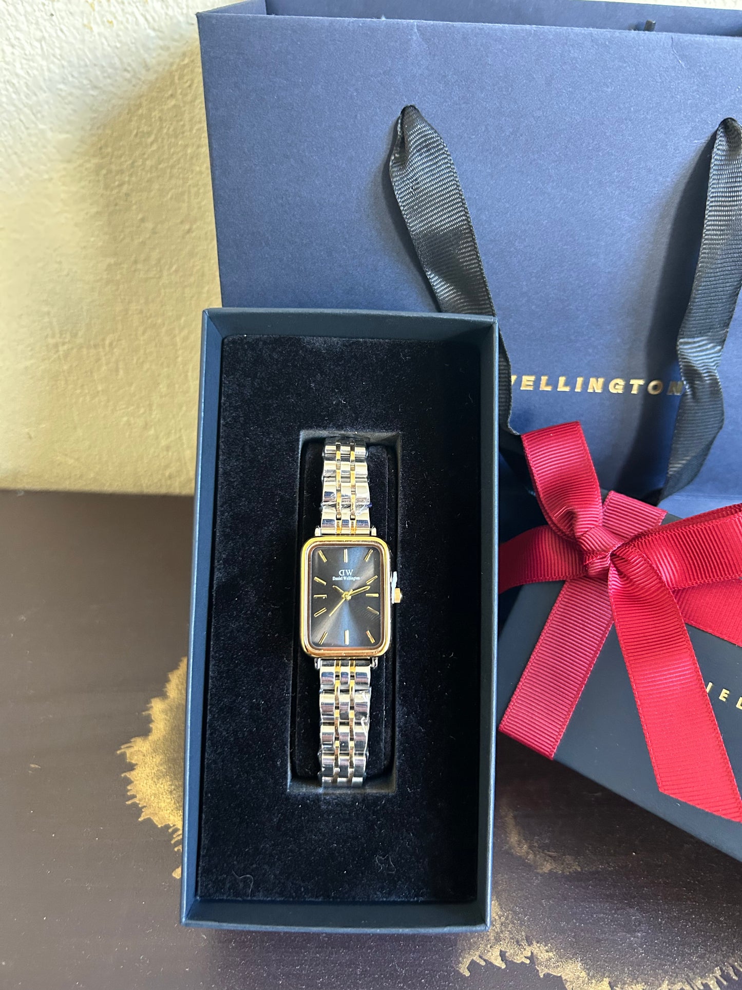 Daniel Wellington Femme – Avec Coffre