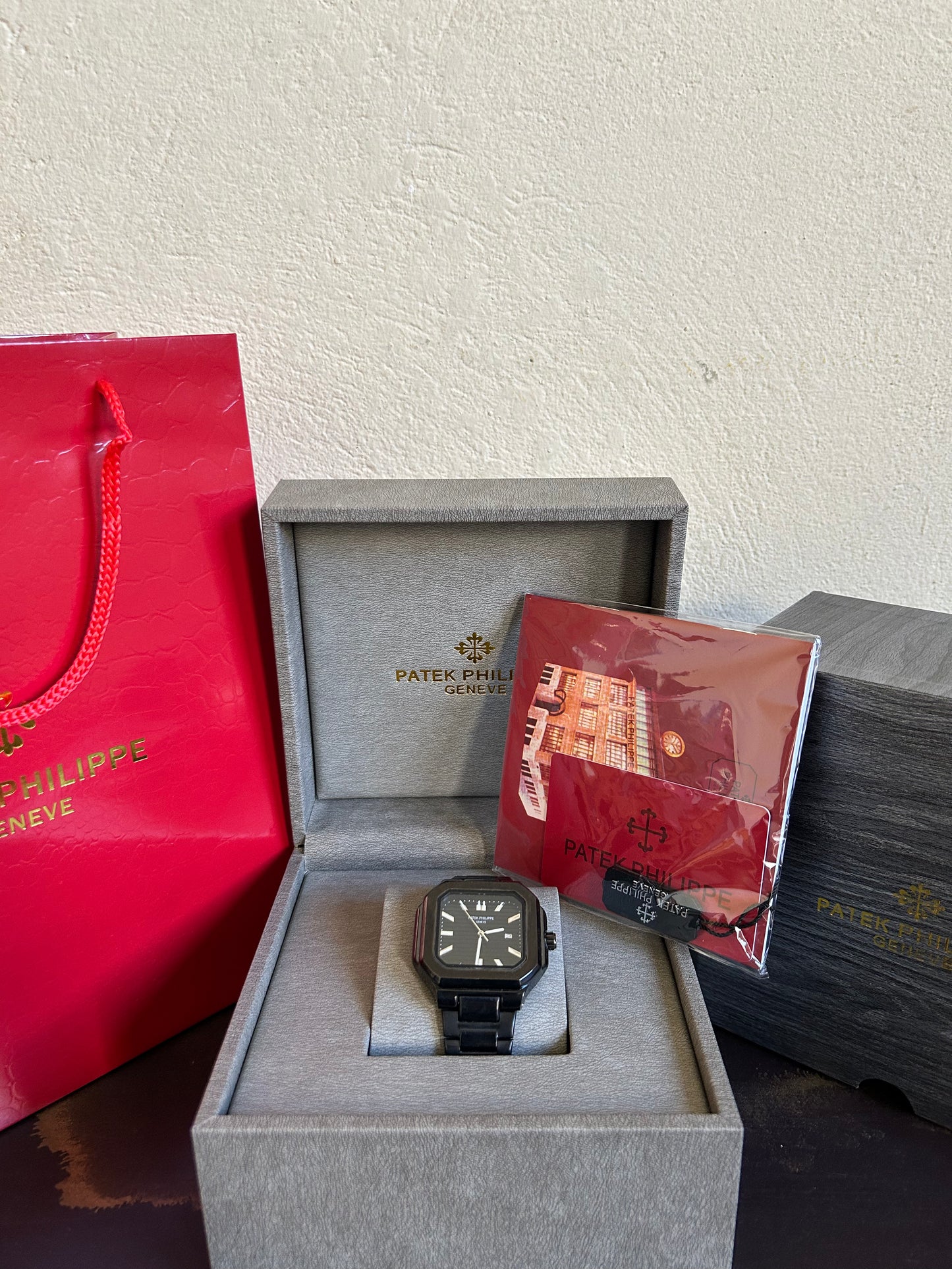 Patek Philippe Homme – Full Black Carré Avec Coffre