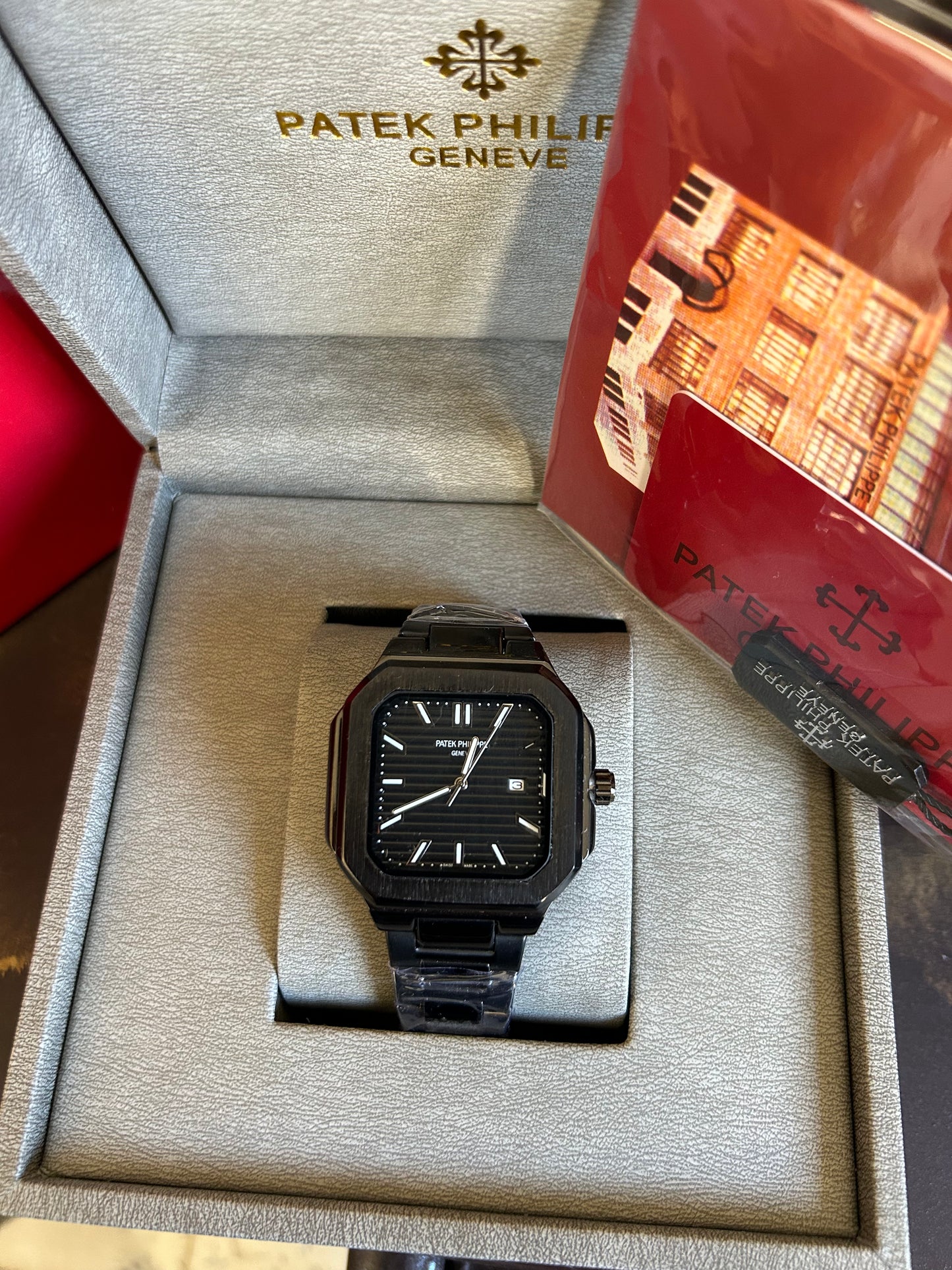 Patek Philippe Homme – Full Black Carré Avec Coffre