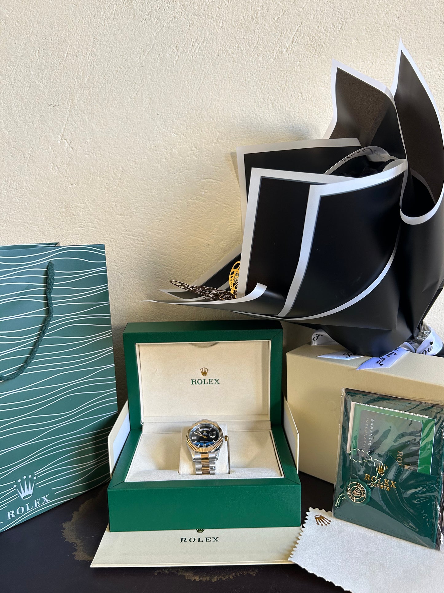 Rolex Datejust Homme – Tableau Blanc Diamant Avec Coffre+bouquet