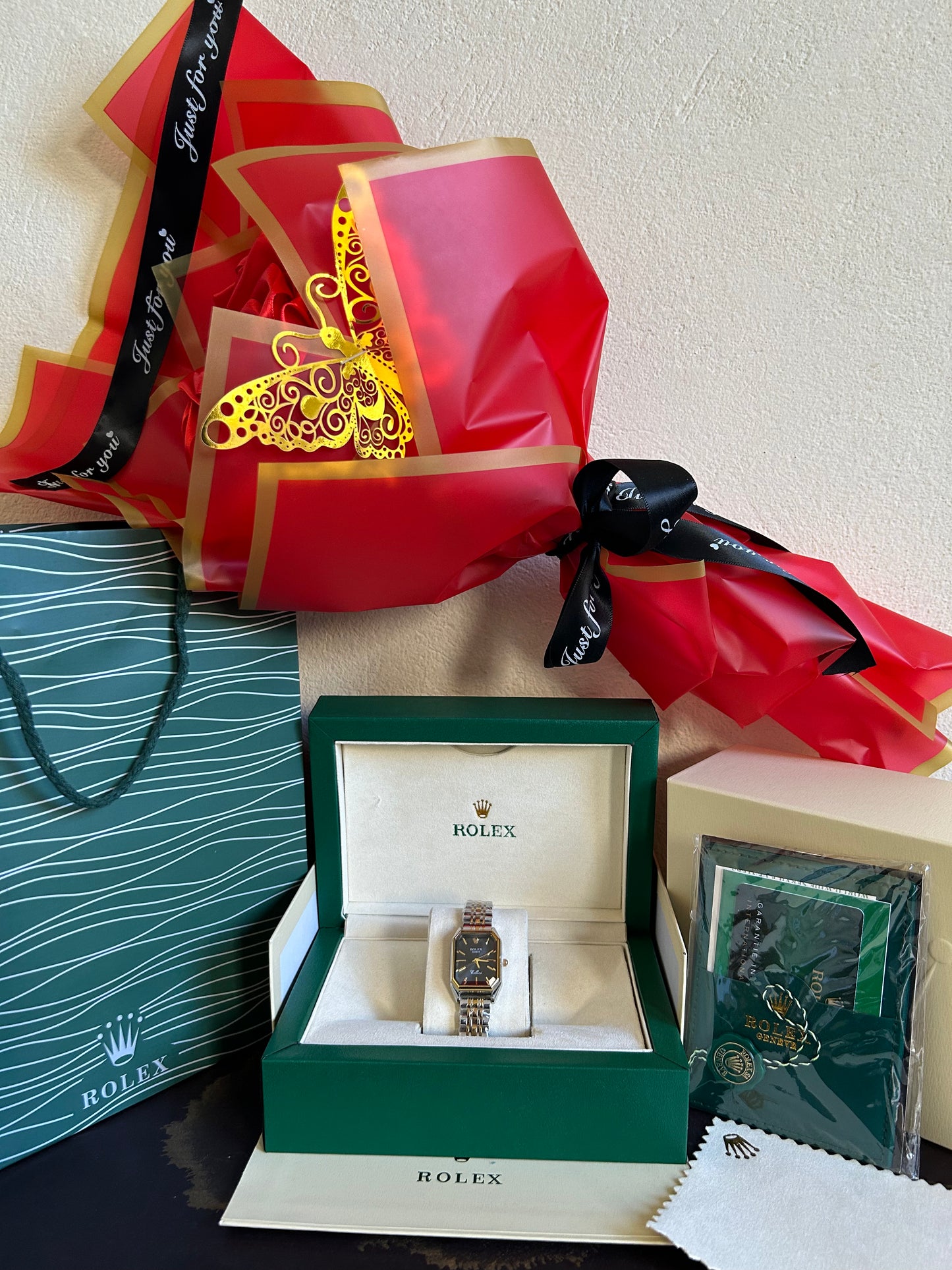 Rolex Genève Femme – Tableau Noir Avec Coffre+bouquet