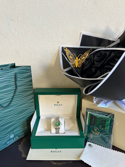 Rolex Femme – Tableau Vert Avec Coffre+bouquet
