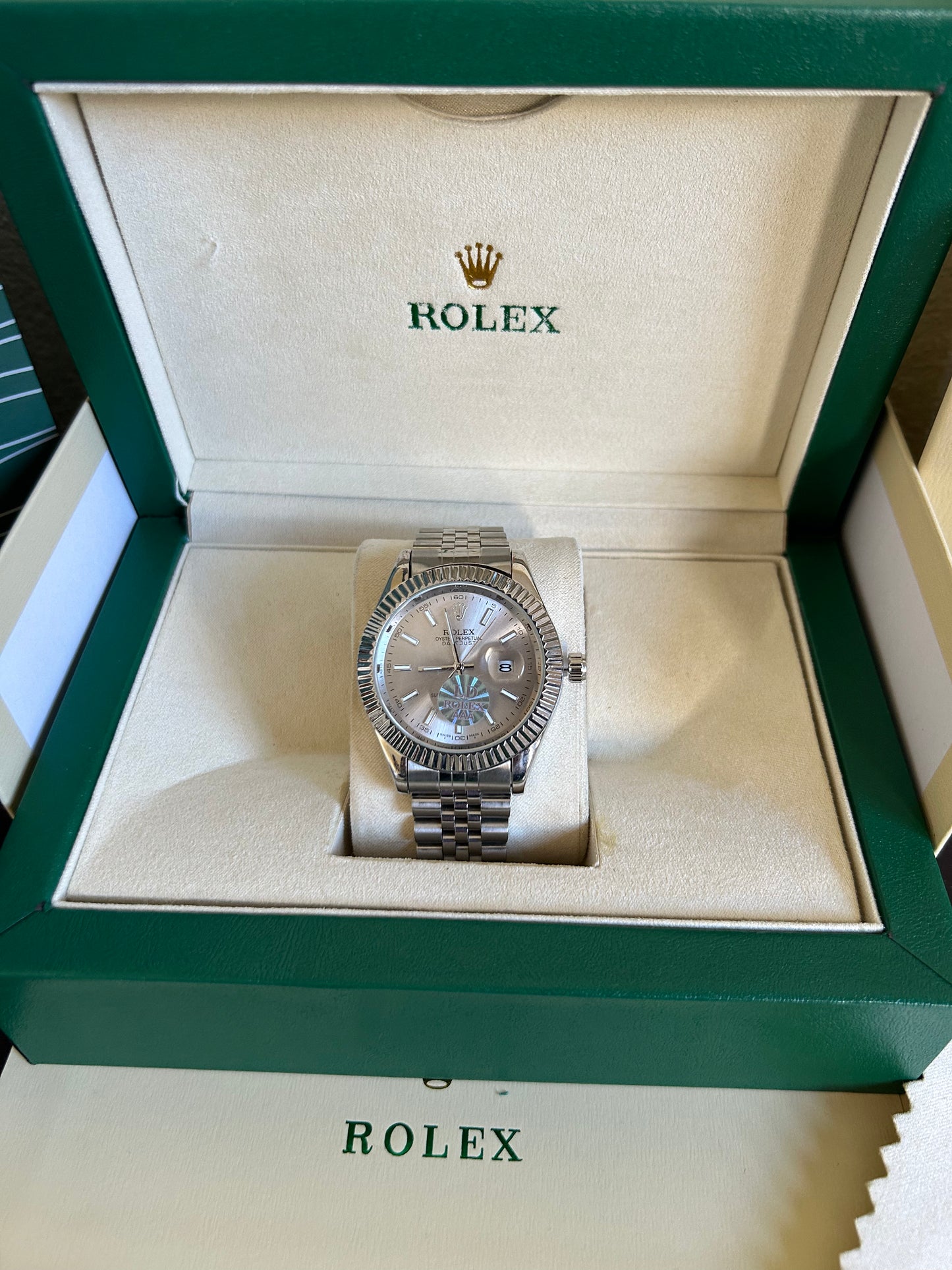 Rolex Datejust Gris – Mvt Auto Motor Transparent Avec Coffre – Homme