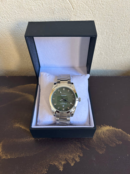 Omega Homme Seamaster – Tableau Vert Sombre Acier